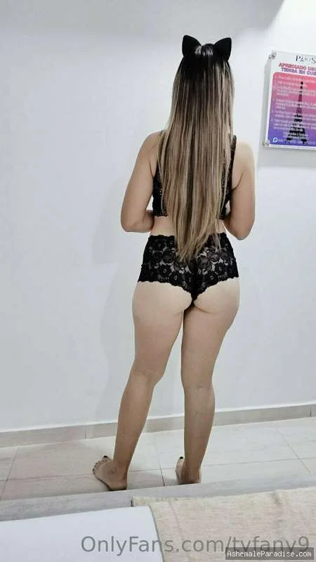 Tyffany Aryatney — Tyffany Aryatney — 22 fotos — OnlyFans Photos