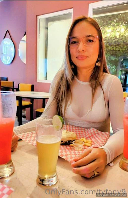 Tyffany Aryatney — Tyffany Aryatney — 22 fotos — OnlyFans Photos