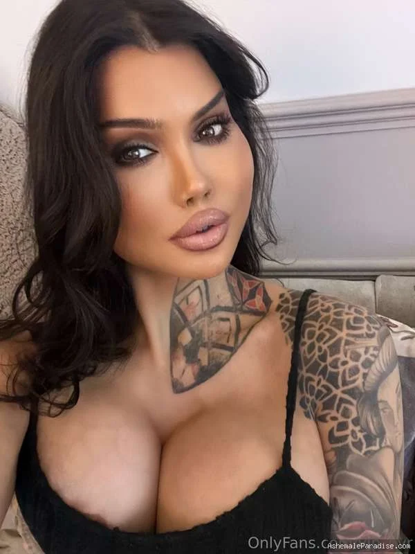 Valentina Rose — Valentina Rose — 33 fotos — OnlyFans Photos