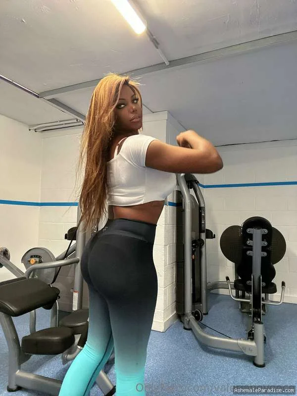 Valeria Beyonce — Valeria Beyonce — 45 fotos