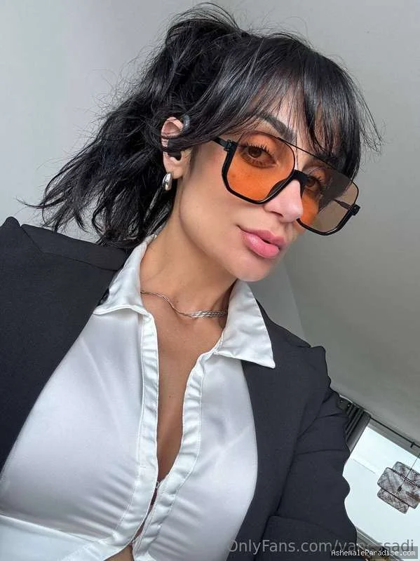 Vanessa Dior — Vanessa Dior — 34 fotos — OnlyFans Photos