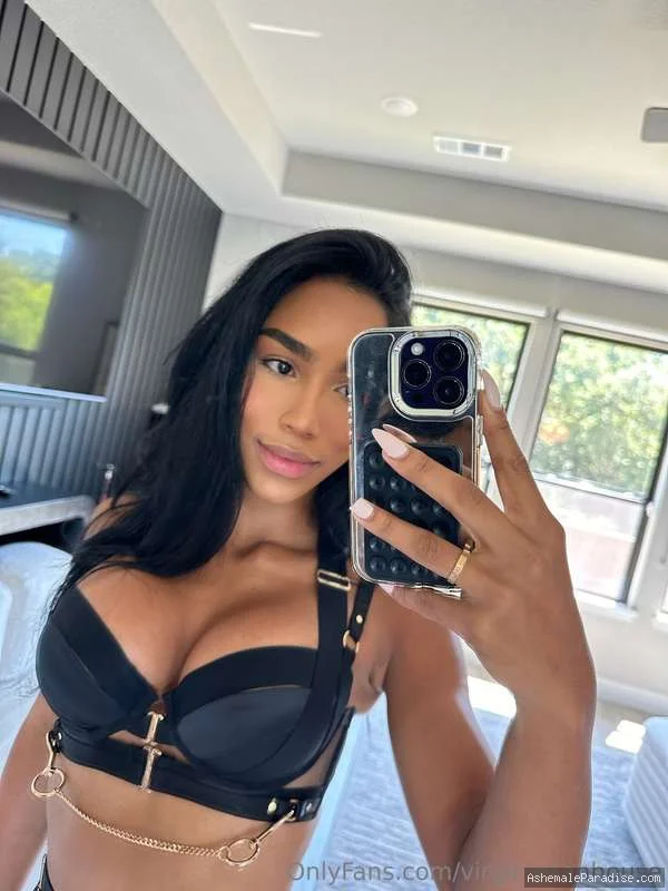Vee Baby — Vee Baby — 29 fotos — OnlyFans Photos