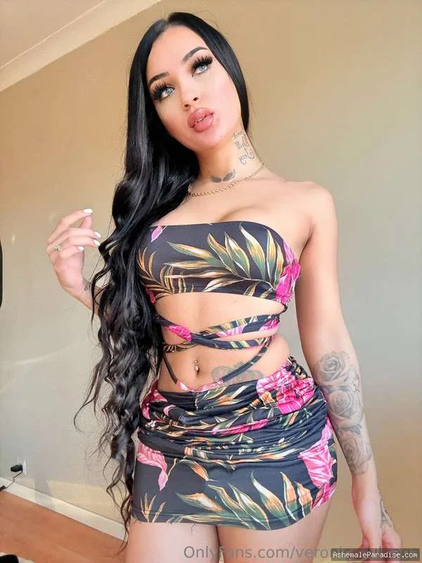 Veronica Zuluaga — Veronica Zuluaga — 35 fotos — OnlyFans Photos