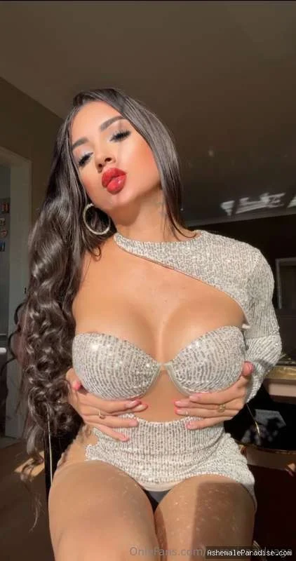 Veronica Zuluaga — Veronica Zuluaga — 35 fotos — OnlyFans Photos