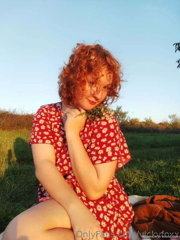 Vicky Fox — Vicky Fox — 32 fotos — OnlyFans Photos