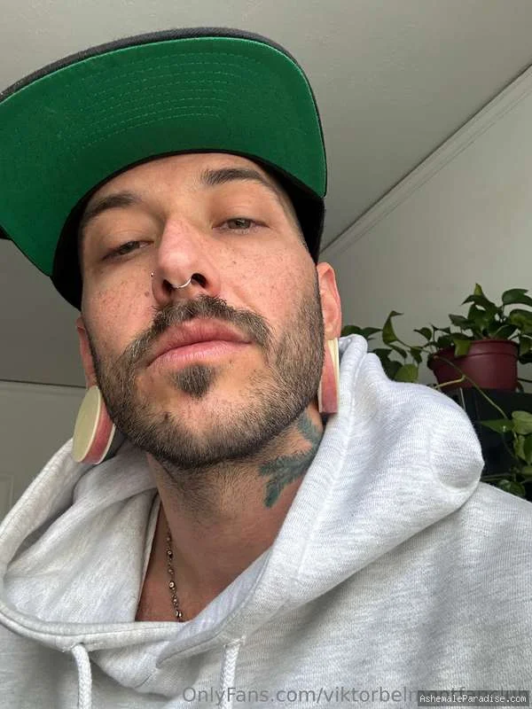 Viktor Belmont — Viktor Belmont — 33 fotos — OnlyFans Photos