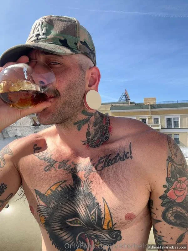 Viktor Belmont — Viktor Belmont — 33 fotos — OnlyFans Photos