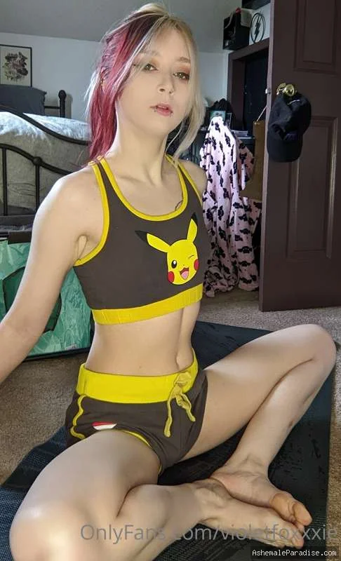 Violet Foxx — Violet Foxx — 34 fotos — OnlyFans Photos