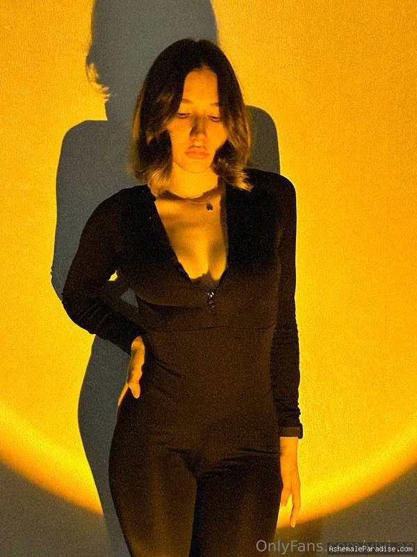 Vivian Raine — Vivian Raine — 34 fotos — OnlyFans Photos