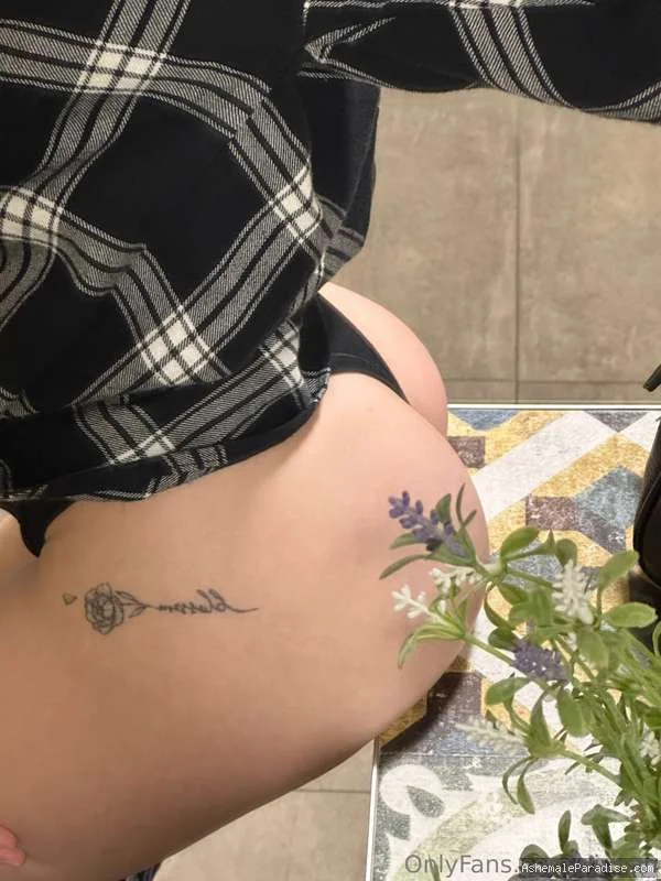 Vivian Raine — Vivian Raine — 34 fotos — OnlyFans Photos