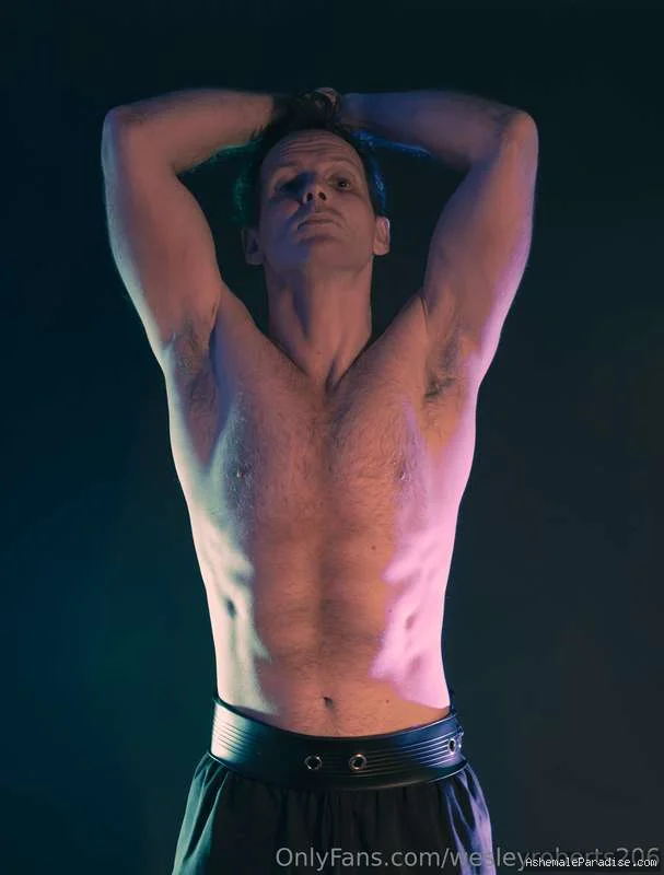 Wesley — Wesley — 35 fotos — OnlyFans Photos