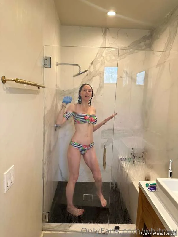 Whitney Angelica — Whitney Angelica — 33 fotos — OnlyFans Photos