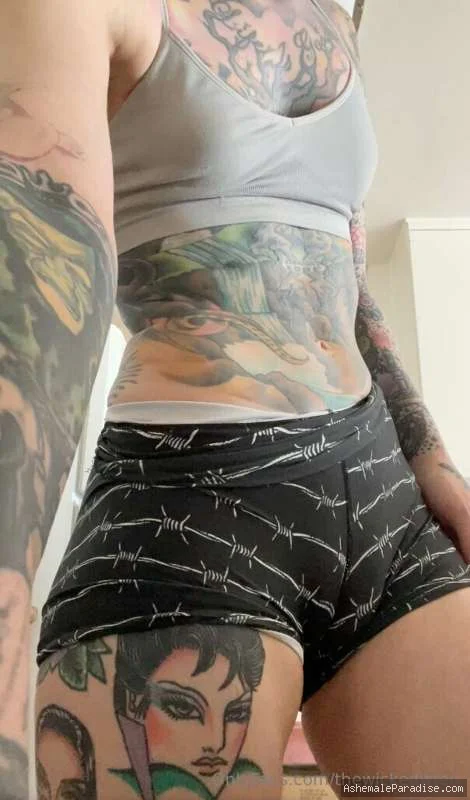 Wicked Wren — Wicked Wren — 10 fotos — OnlyFans Photos